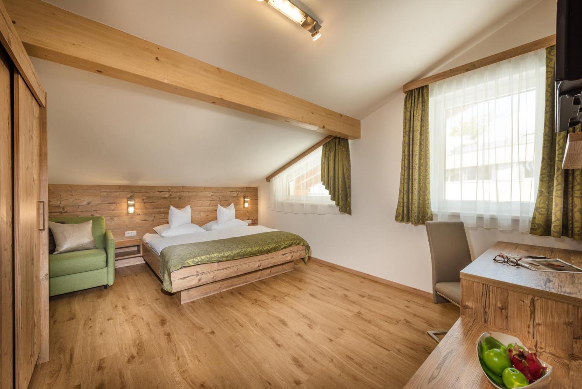 Das Burghard Altenmarkt im Pongau Bilik gambar